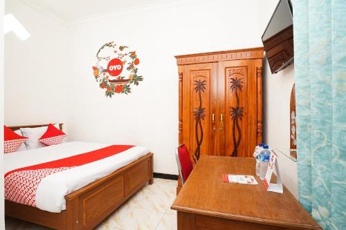 Маланг: OYO 302 Karolin Syariah Residence