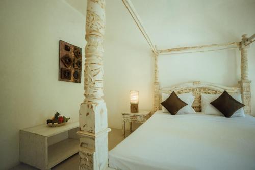 Гили Траванган: Compass Divers Hostel