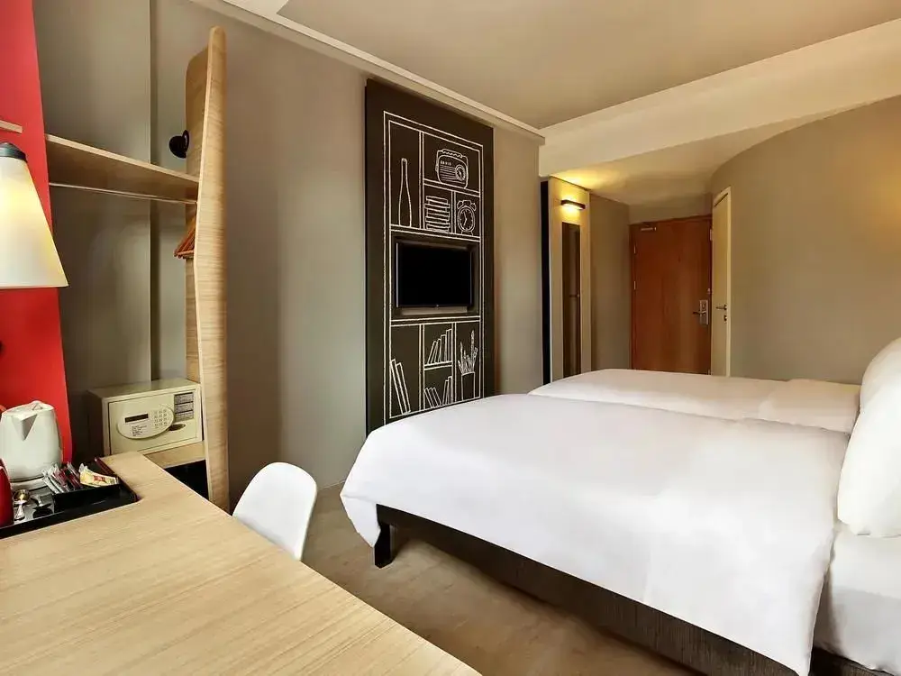 Кута: ibis Bali Legian Street
