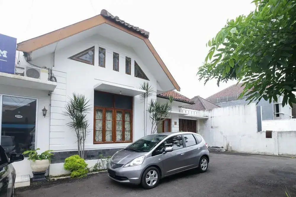 Бандунг: Airy Malabar Gatot Subroto Windu 6 Bandung