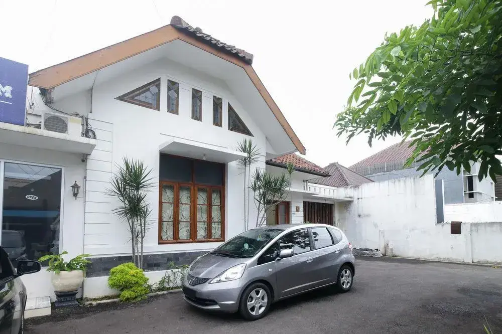 Бандунг: Airy Malabar Gatot Subroto Windu 6 Bandung