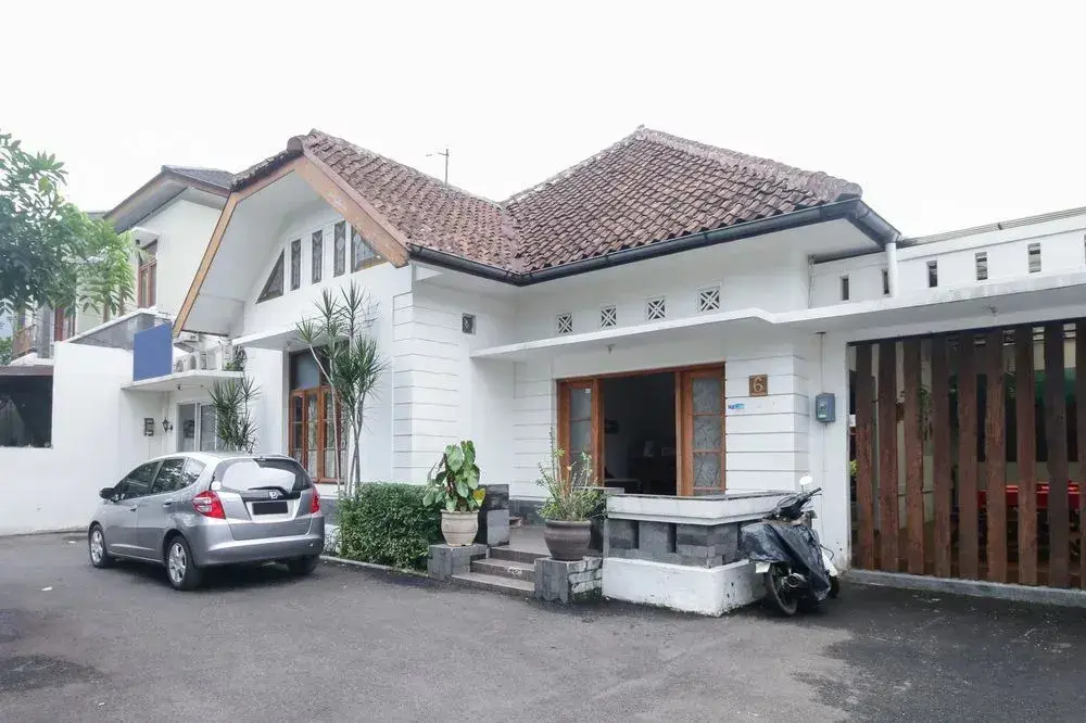 Бандунг: Airy Malabar Gatot Subroto Windu 6 Bandung