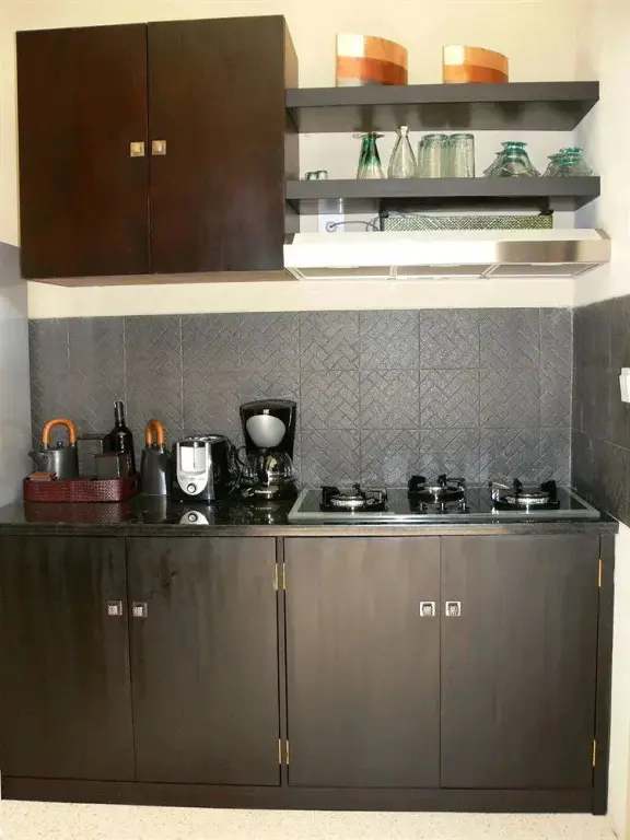Кута: Alam Warna Villas & Apartment