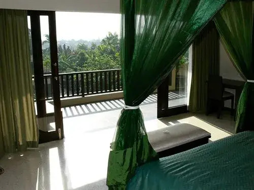 Кута: Alam Warna Villas & Apartment