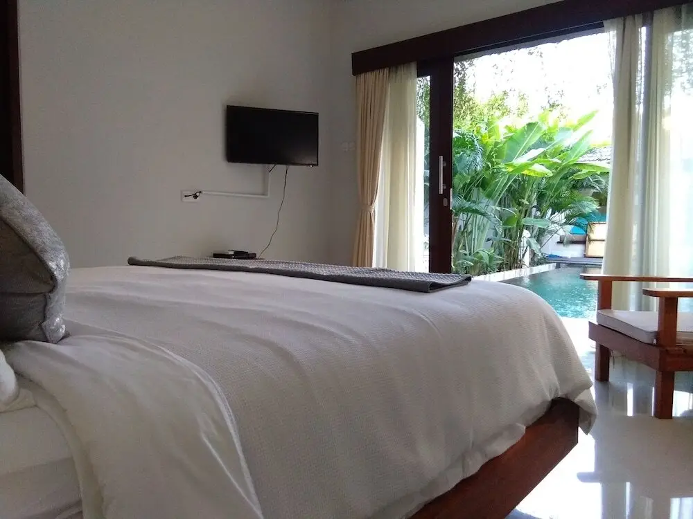 Кута: 5 Bedrooms Legian and Seminyak Private Pool Villa