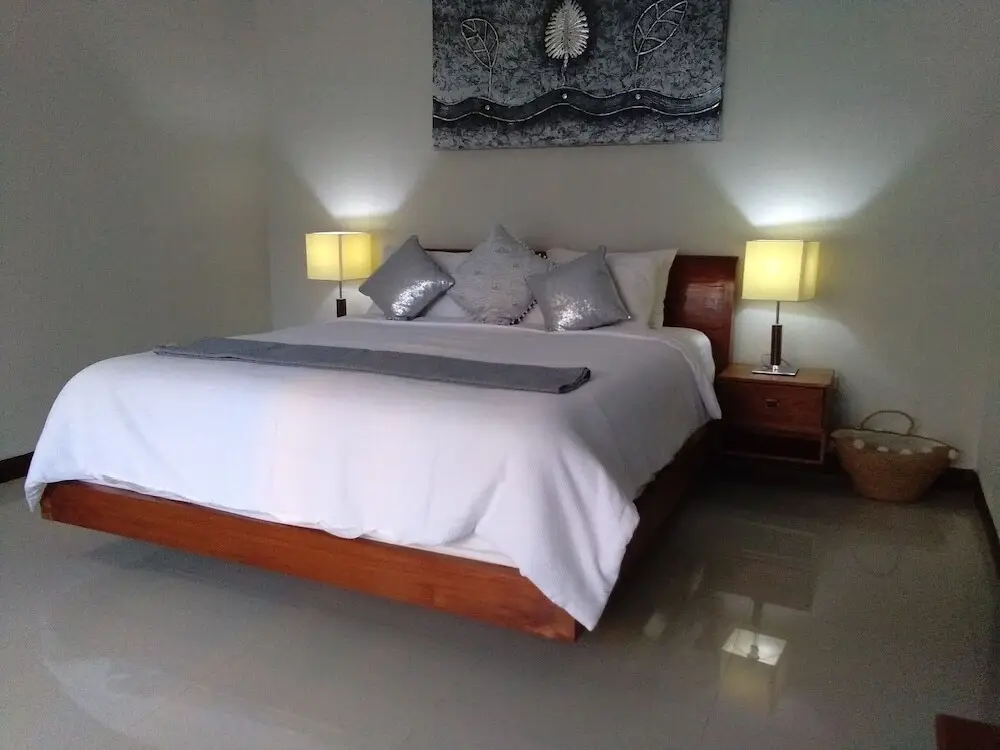Кута: 5 Bedrooms Legian and Seminyak Private Pool Villa