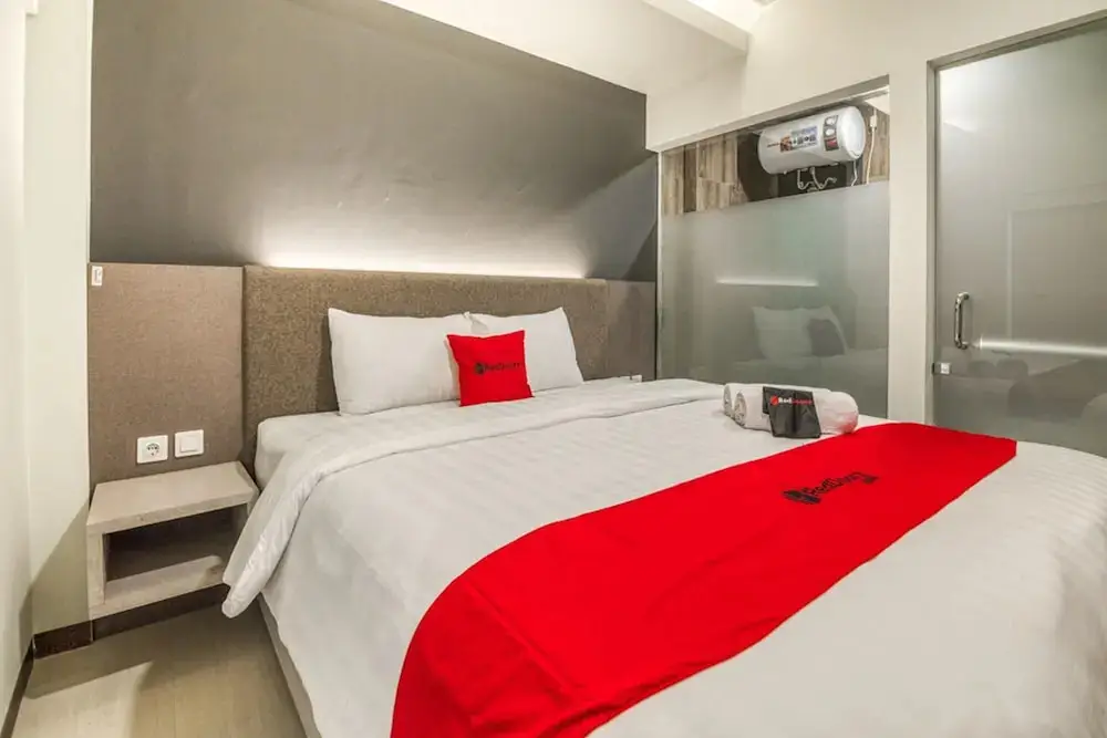 Семаранг: RedDoorz Plus near Akademi Kepolisian Semarang 3