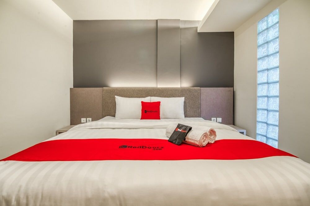 Семаранг: RedDoorz Plus near Akademi Kepolisian Semarang 3