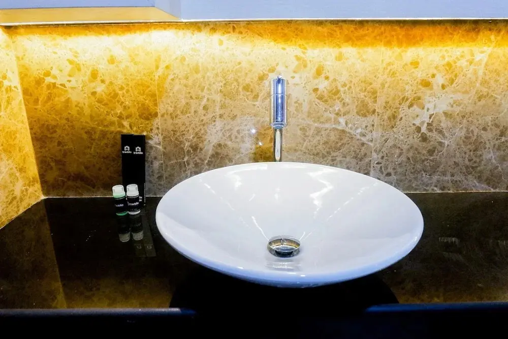 Сурабая: Premium 1BR Apartement At Grand Sungkono Lagoon