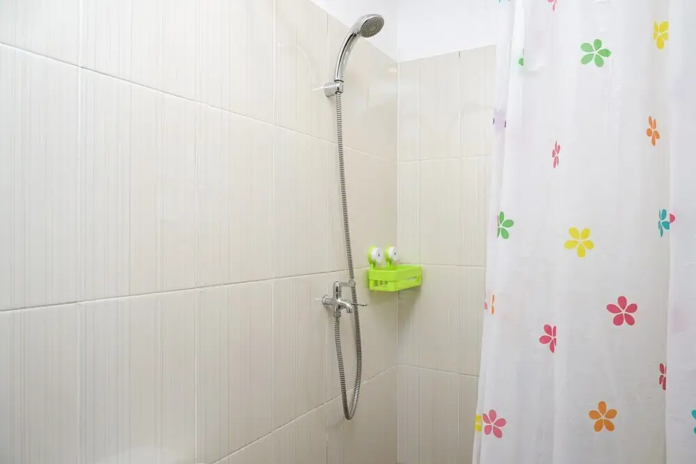 Джакарта: Minimalist Studio 1st Floor at Meruya 8 Puri Kembangan