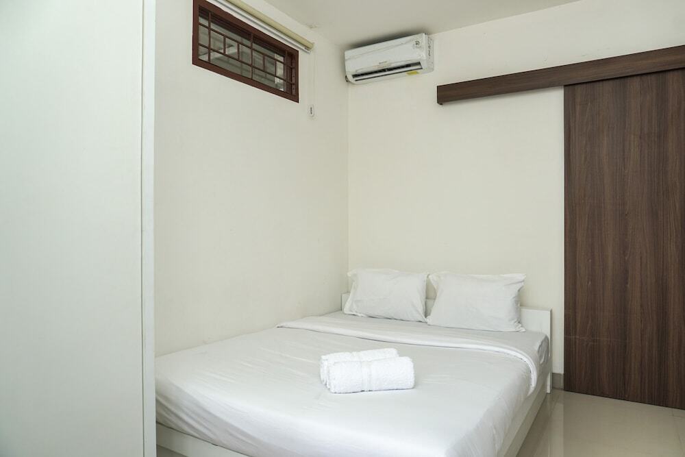 Тангеранг: Spacious Studio 2nd Floor at Meruya 8 Puri Kembangan