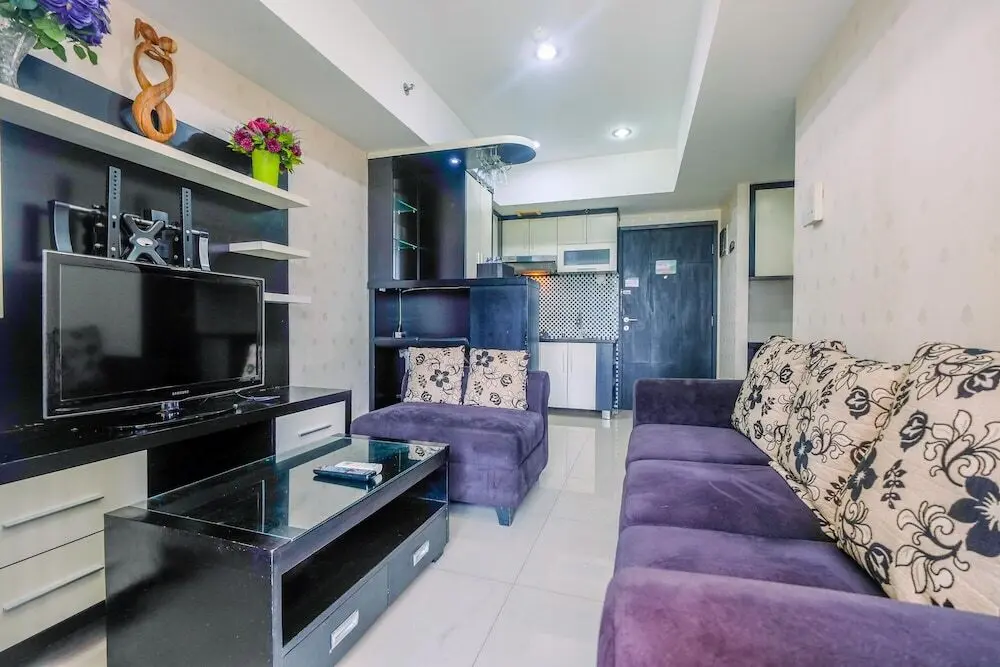 Джакарта: Best and Prime Location 1BR The Wave Apartment