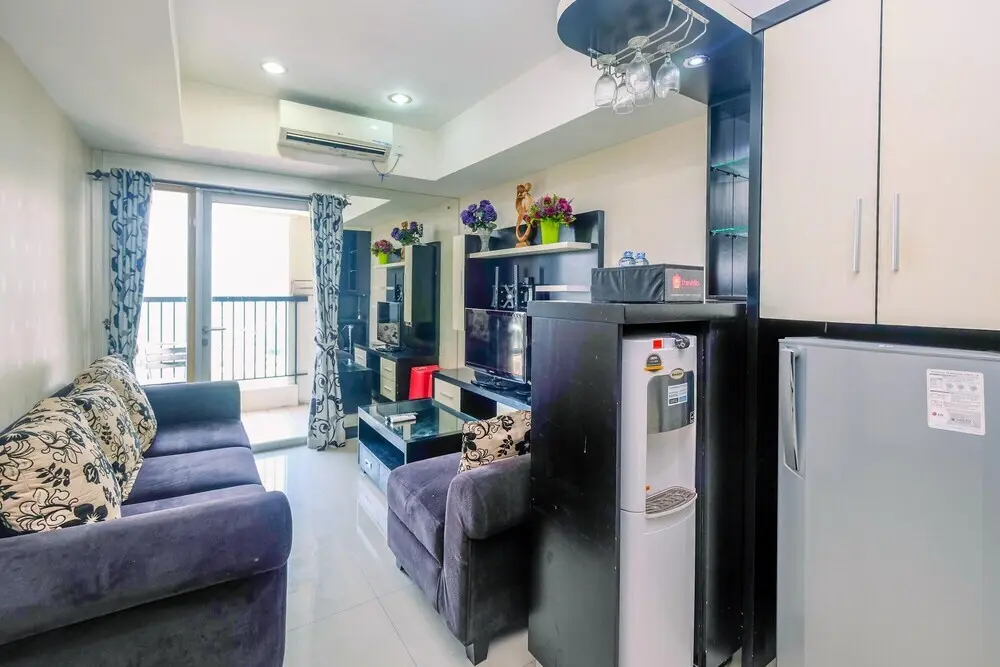 Джакарта: Best and Prime Location 1BR The Wave Apartment