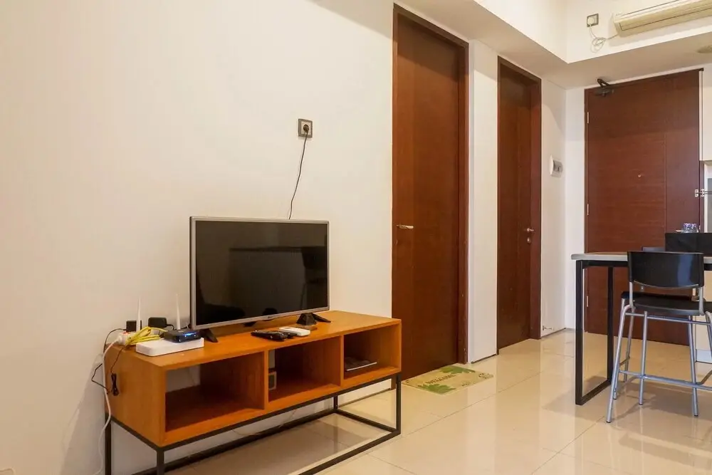 Сурабая: 1BR Apartment The Linden Connected to Marvell City Mall