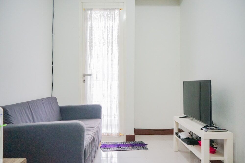 Legok: Minimalist and Stylish 1BR Scientia Apartment