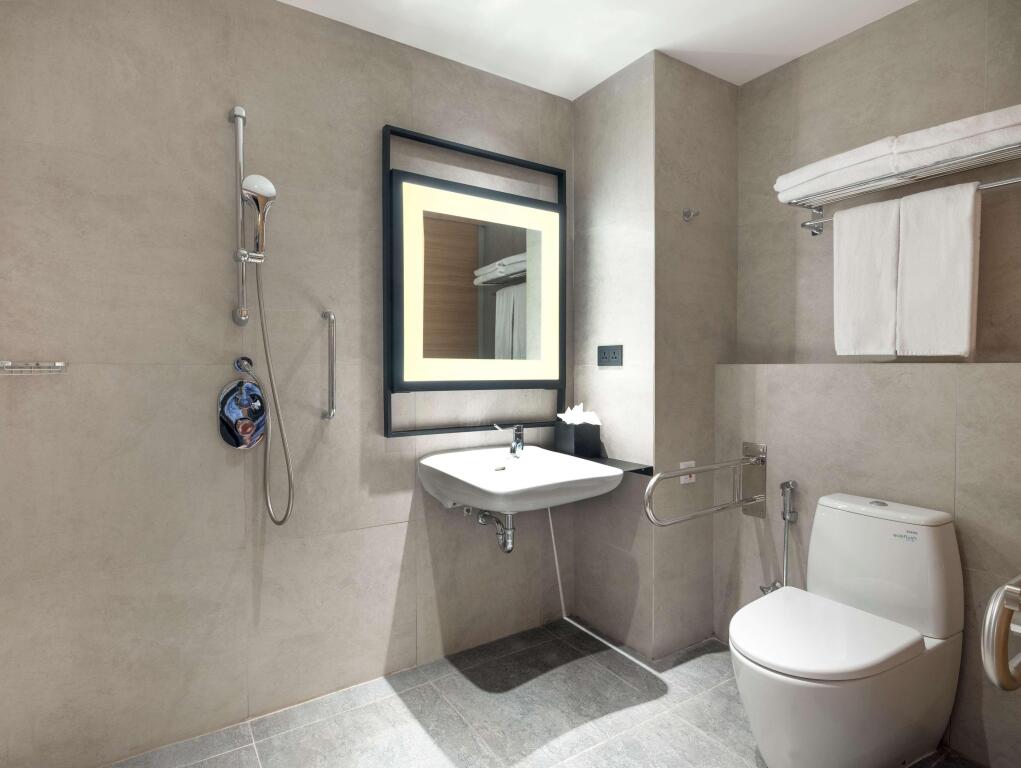 Джакарта: Hilton Garden Inn Jakarta Taman Palem