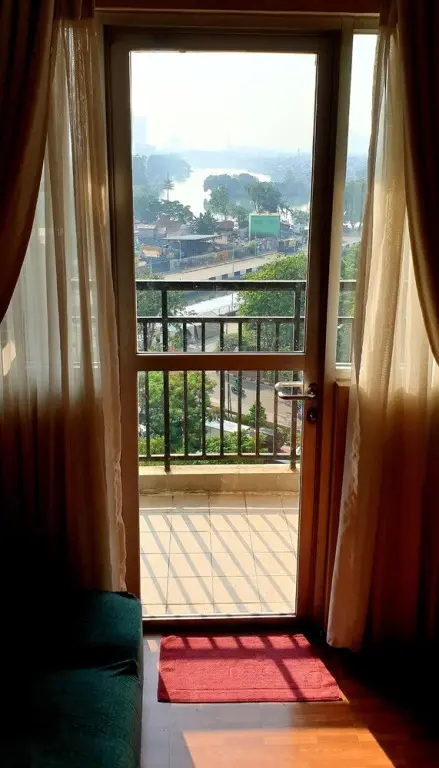 Джакарта: 2BRs Lake View at Sunter Sunrise View