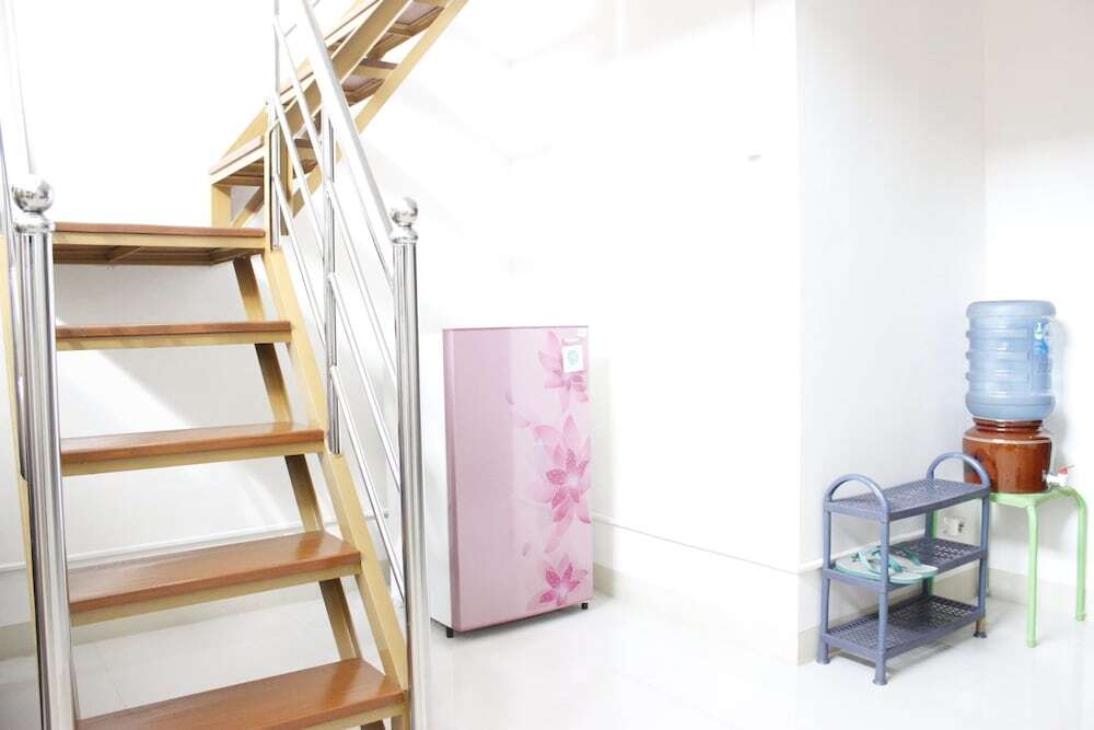 Бандунг: Loft Studio Apartment @ Galeri Ciumbuleuit 3 near Dago