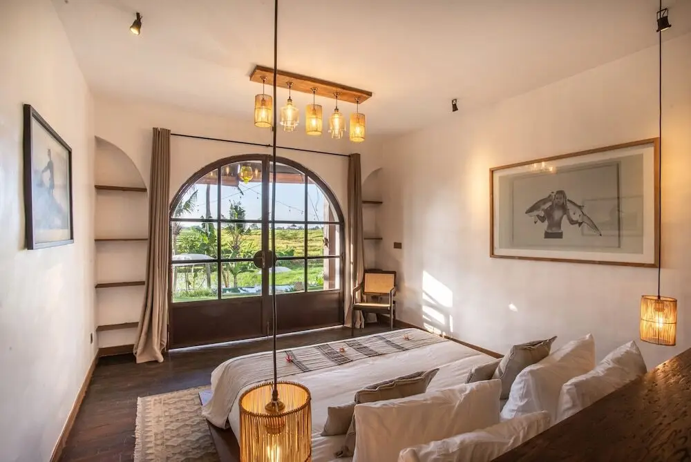 Чангу: Stunning Villas Complex, 12 BR, Canggu With Staff