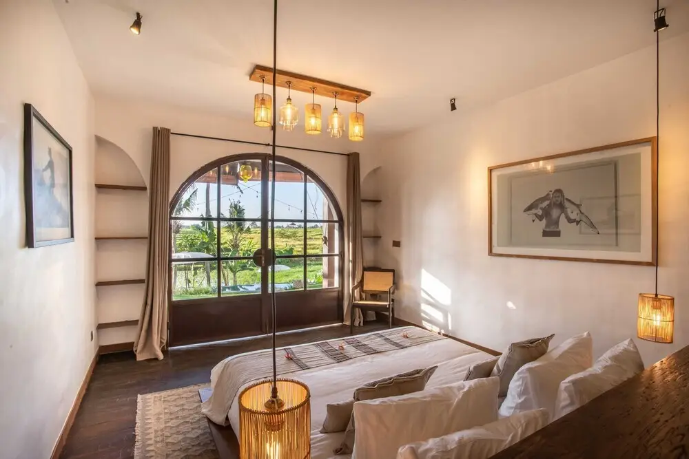 Чангу: Architectural Masterpiece Villas Complex 15 BR Canggu w staff