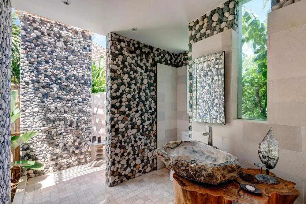 Керобокан: Secluded Wooden Villa, 3 BR, Canggu With Staff