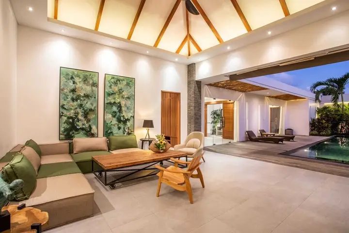 Чангу: Fabulous Private Villa 4 BR Canggu w staff