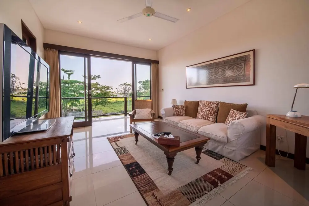 Чангу: Peaceful Private Villa, 3 BR, Canggu With Staff