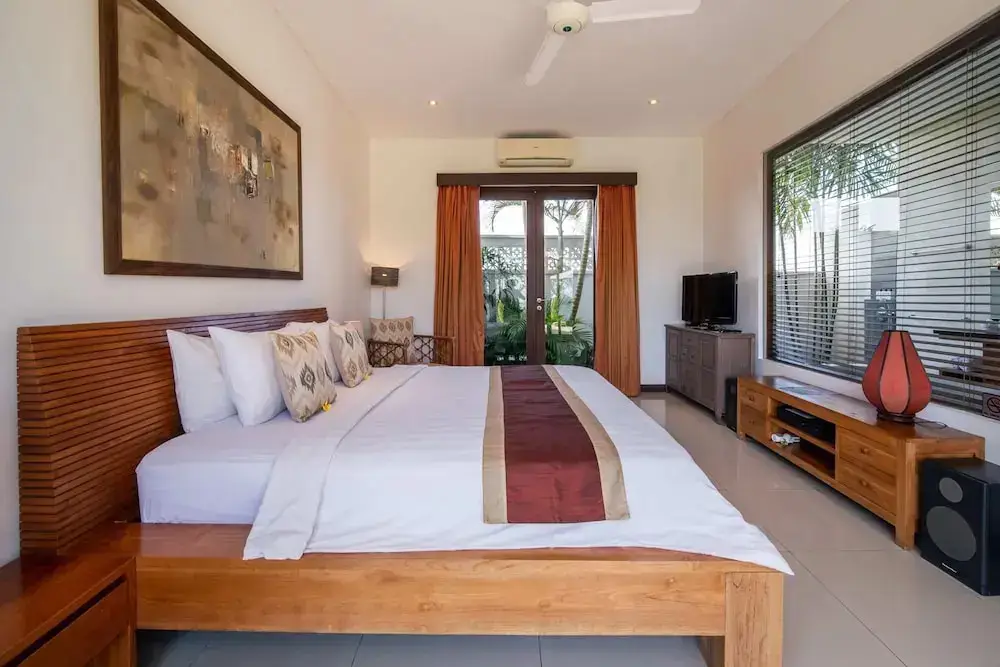 Чангу: Peaceful Private Villa, 3 BR, Canggu With Staff