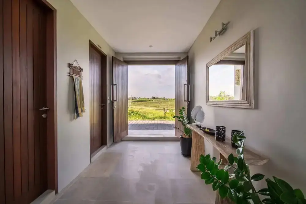 Чангу: Peaceful Private Villa, 3 BR, Canggu With Staff