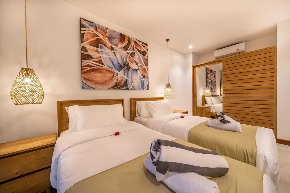 Убуд: Jungle Wooden Villa, 3 BR, Ubud With Staff