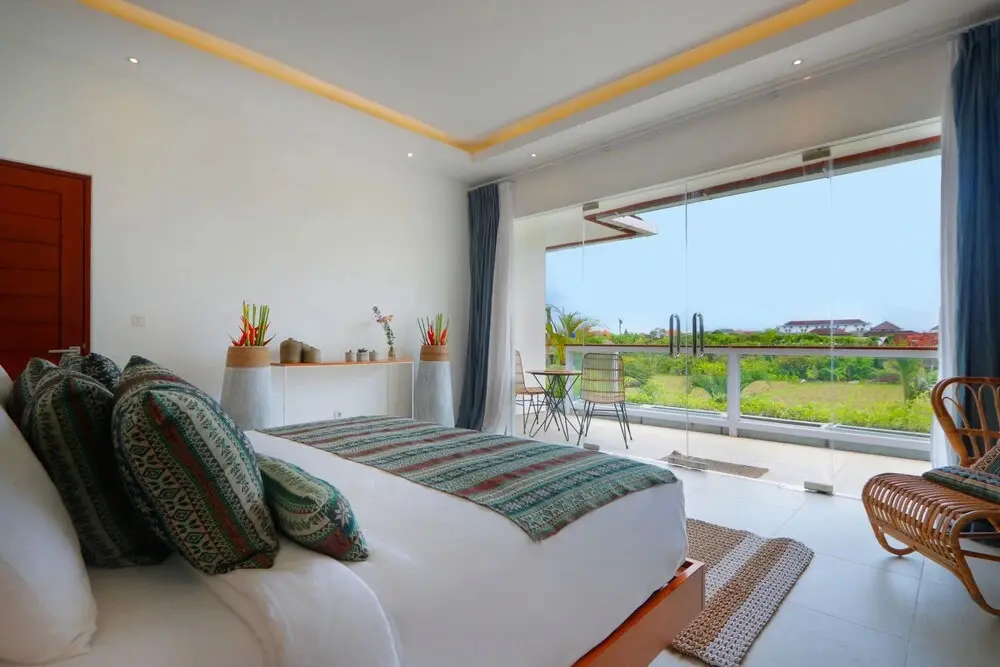 Кута: Exclusive Villas Complex, 7 BR, Seminyak Center w/ Staff