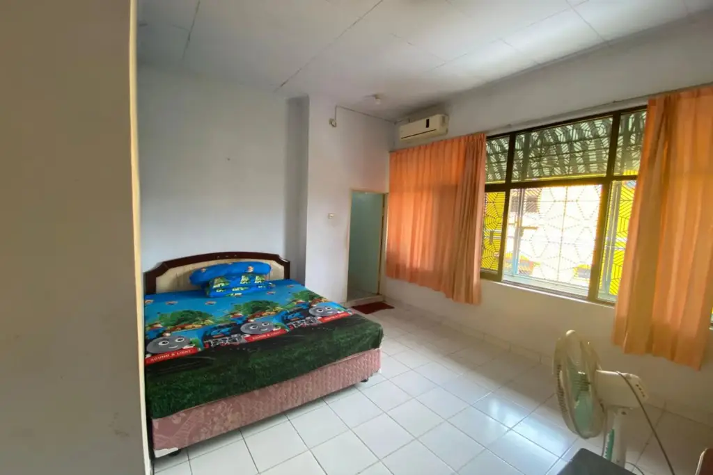 Макассар: Bulusaraung Homestay Makassar