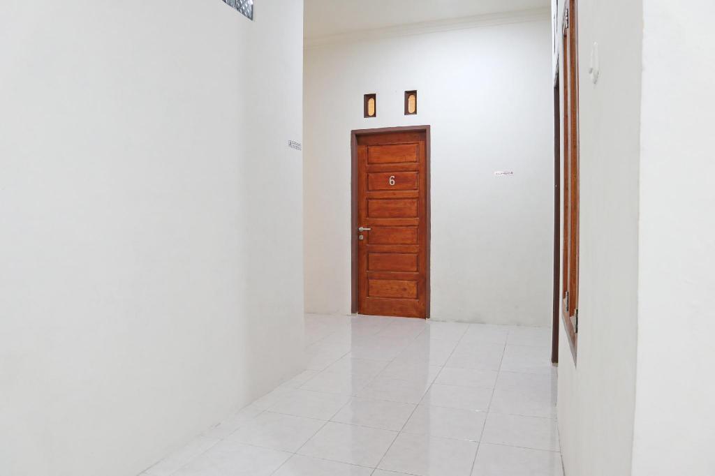 Букиттинги: OYO 2192 D'ostha HomeStay Syariah