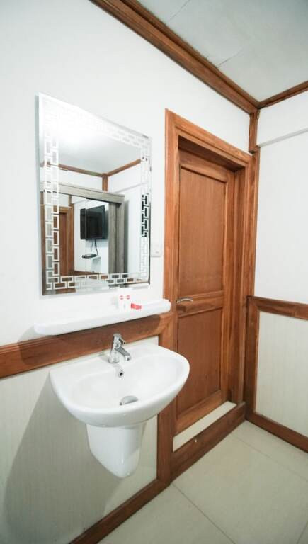 Бандунг: OYO 1209 Tirtasari Nice Guesthouse