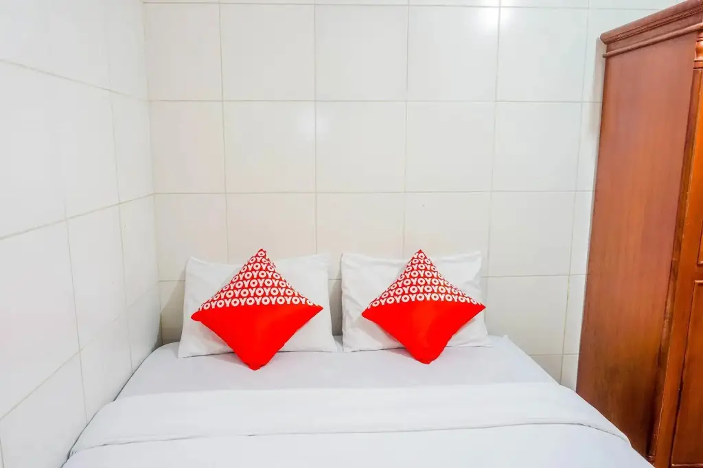 Лембанг: Hotel Cemara Asri by OYO Rooms