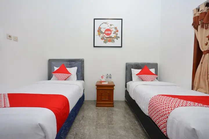 Джокьякарта: Elga Sastro Inn By OYO Rooms