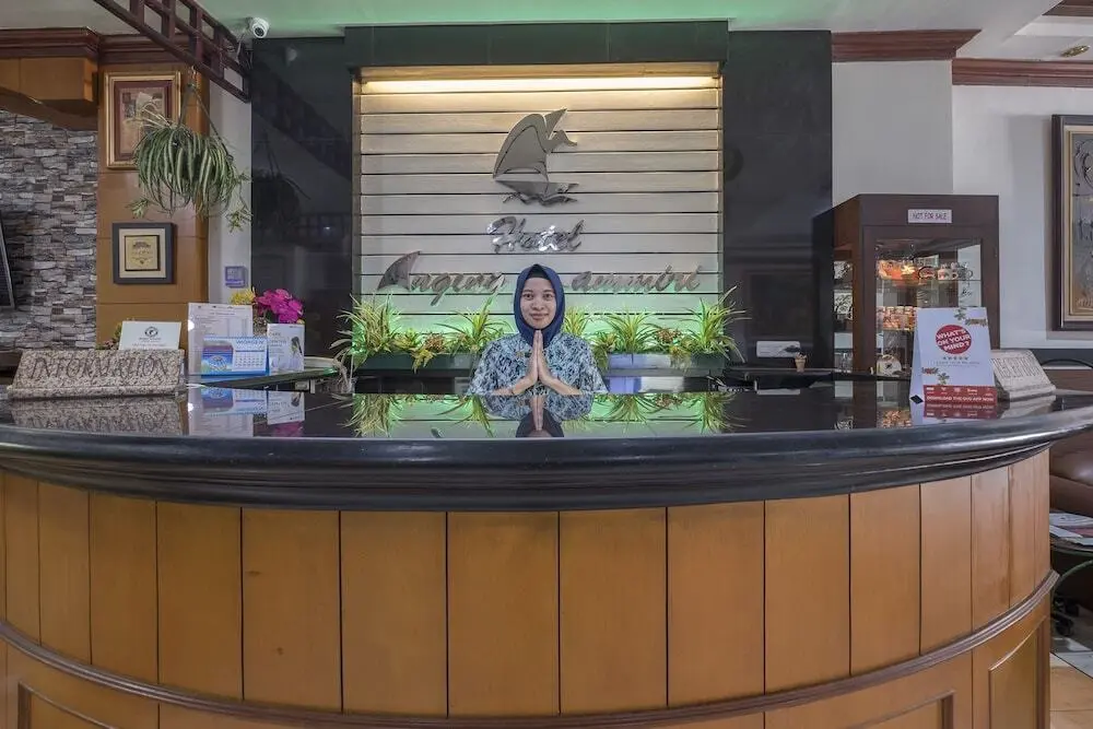 Макассар: OYO 1090 Hotel Anging Mammiri Makassar