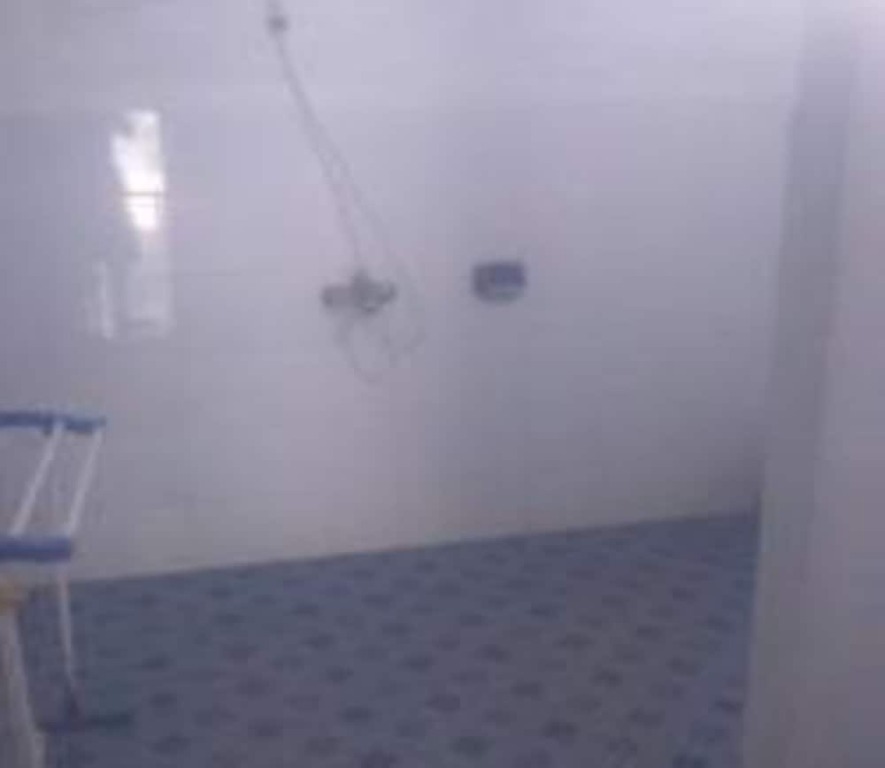 Озеро Тоба: Laster Jony's Guest House