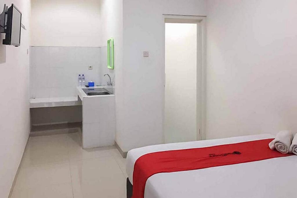 Бату: RedDoorz Plus @ Panorama Villas Batu