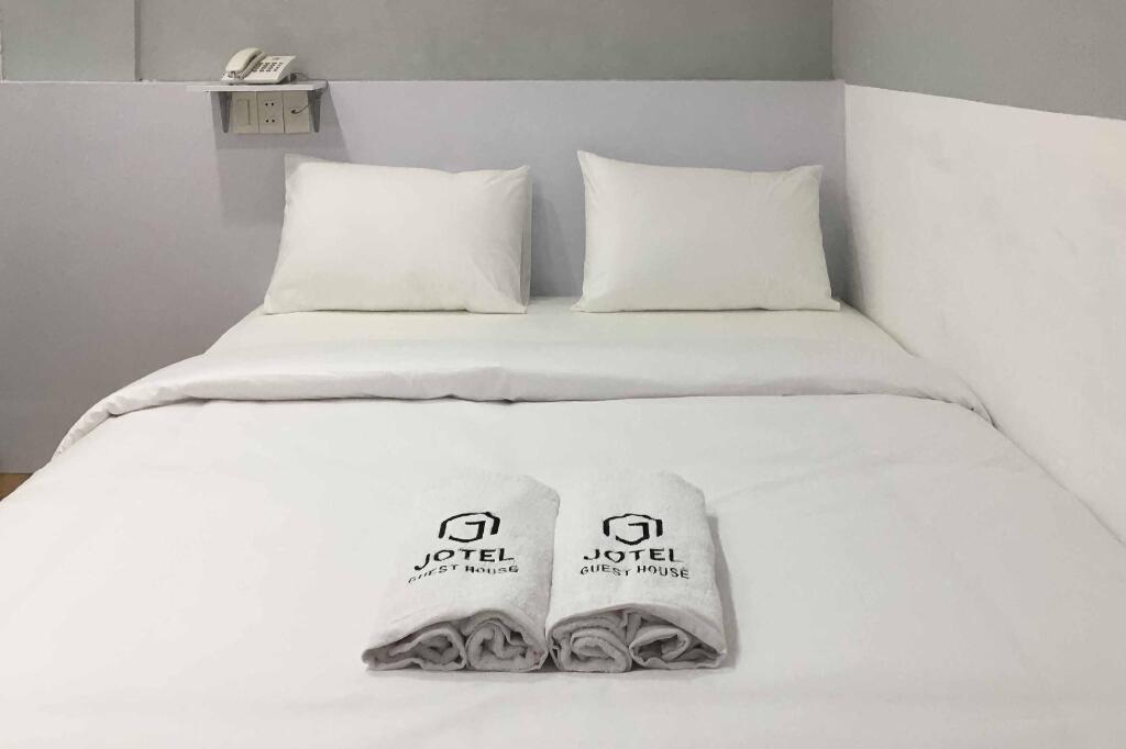 Медан: Jotel Guest House RedPartner