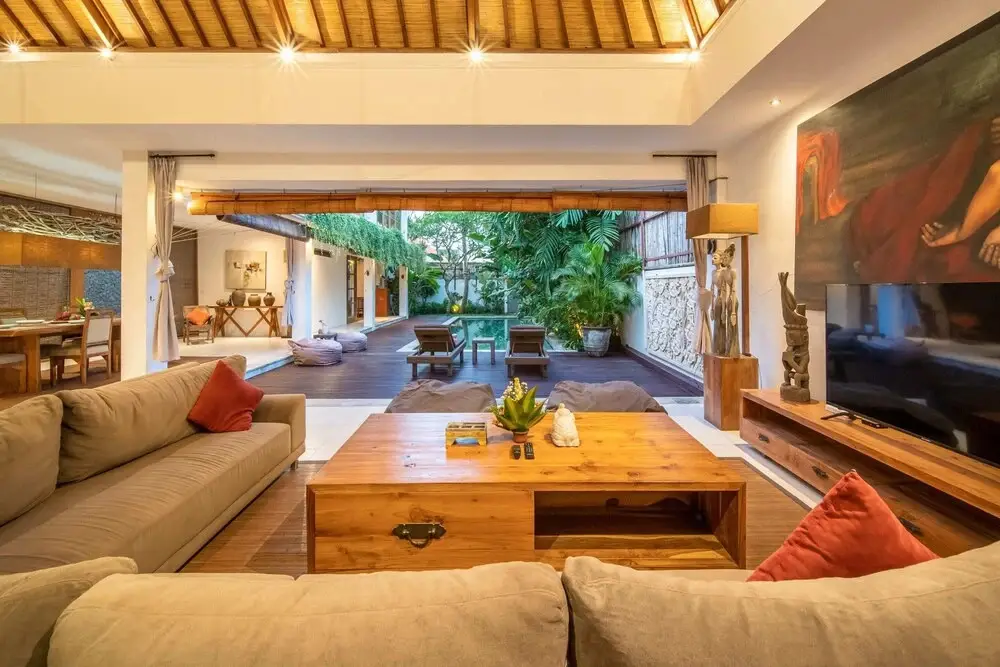 Чангу: Fabulous Private Villa, 3 BR, Canggu With Staff