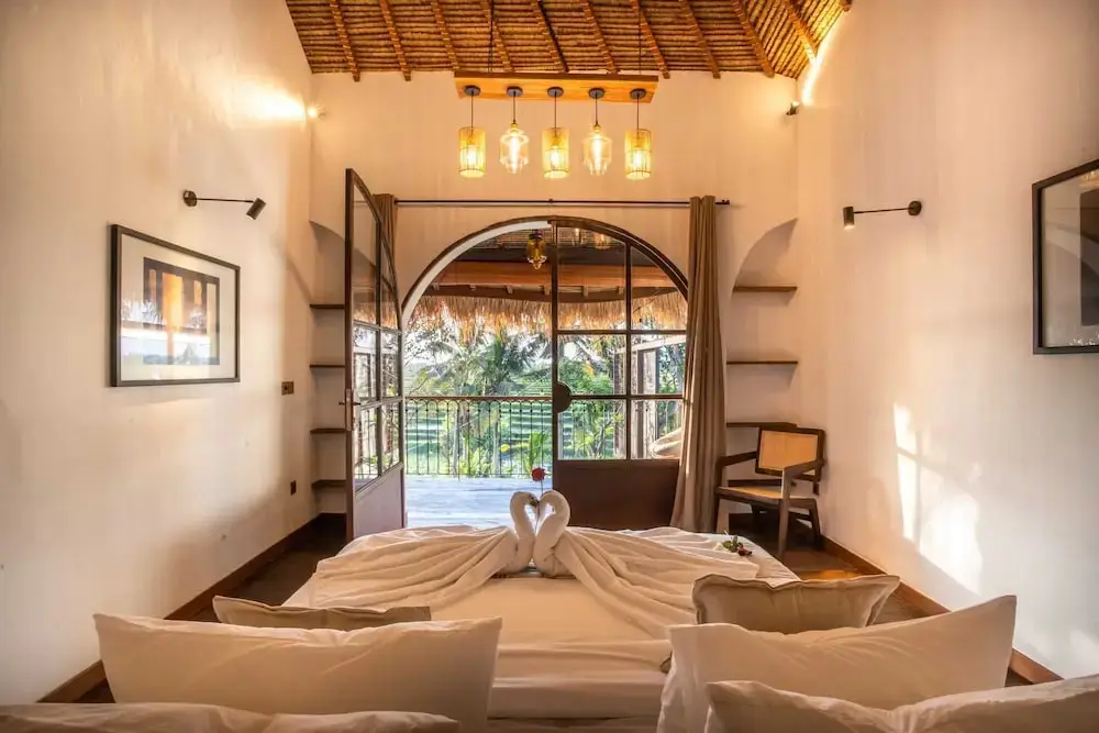 Чангу: Breathtaking Private Villa, 6 BR, Canggu With Staff