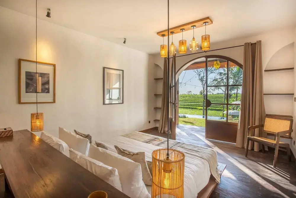 Чангу: Breathtaking Private Villa, 6 BR, Canggu With Staff