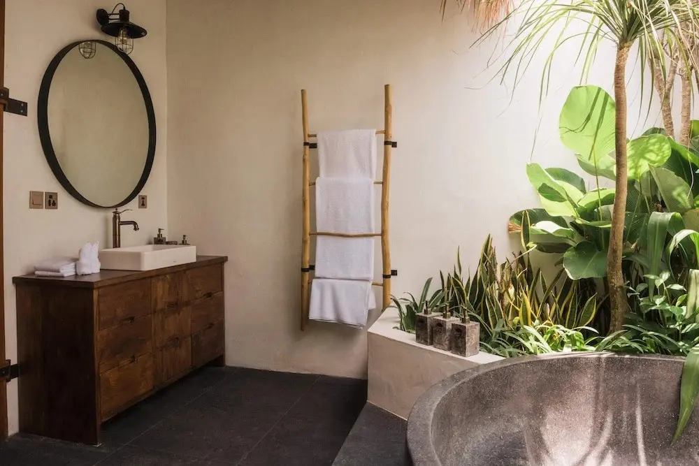 Чангу: Breathtaking Private Villa, 6 BR, Canggu With Staff