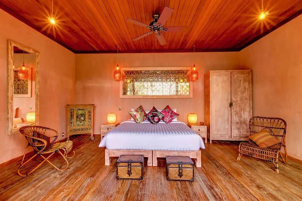 Канди Даса: Secluded Beachfront Villa Manis, 5br, Candidasa