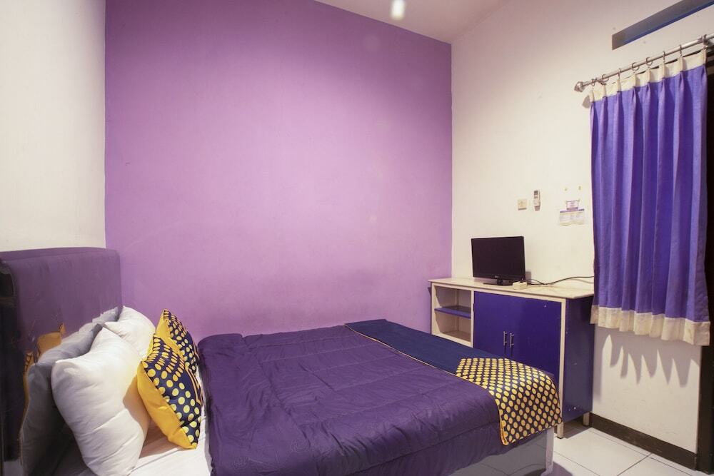 Бандунг: SPOT ON 1795 Ungu Residence Syariah