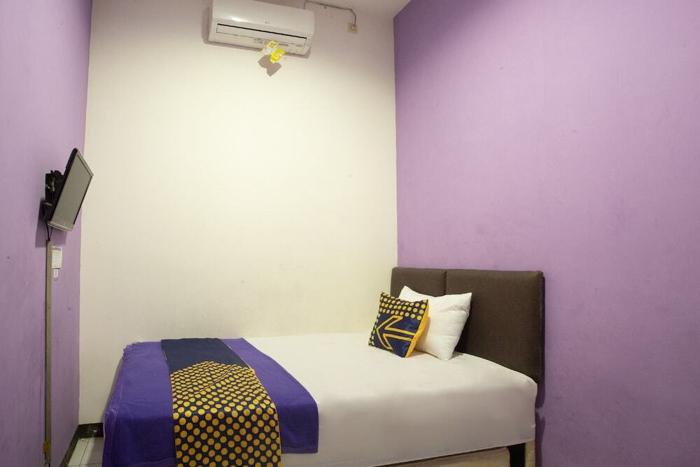 Бандунг: SPOT ON 1795 Ungu Residence Syariah