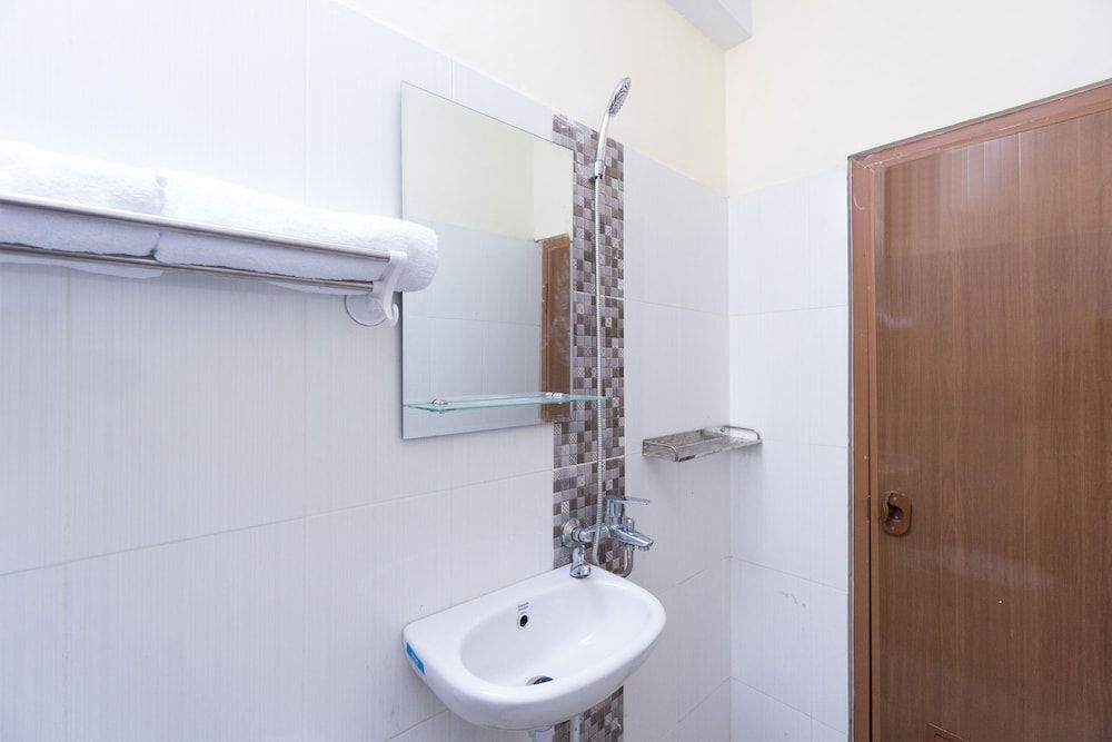 Джокьякарта: OYO 2444 Sera House