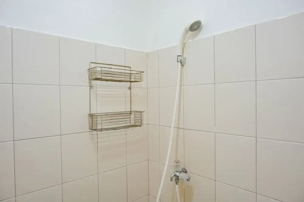 Джакарта: Chic and Cozy Studio at Tifolia Apartment