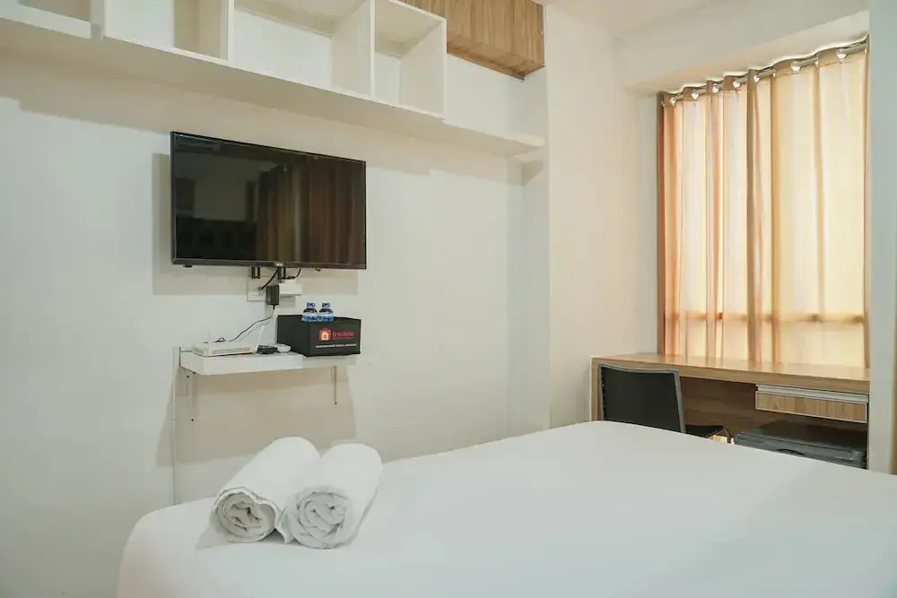Джакарта: Chic and Cozy Studio at Tifolia Apartment